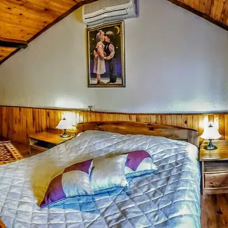 Myahov House Szálloda *